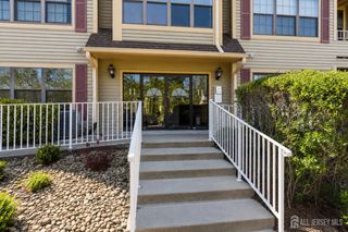 1101 Stoneridge Circle, Helmetta, NJ 08828