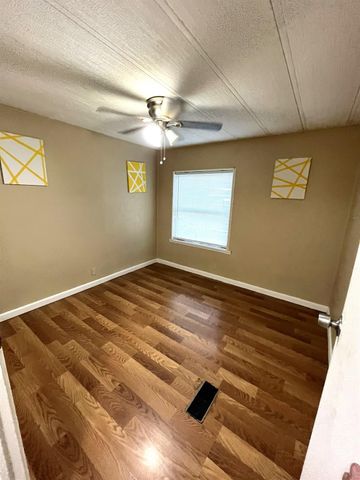 5576 Helm LN, Temple, TX 76502