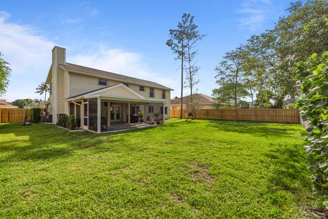 14364 Larkspur Lane, Wellington, FL 33414