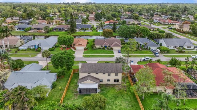 14364 Larkspur Lane, Wellington, FL 33414