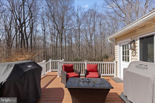 2014 ROSEDALE LN, Huntingtown, MD 20639