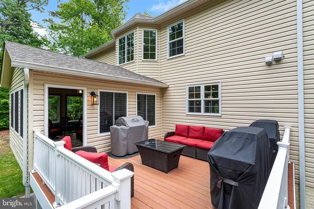 2014 ROSEDALE LN, Huntingtown, MD 20639