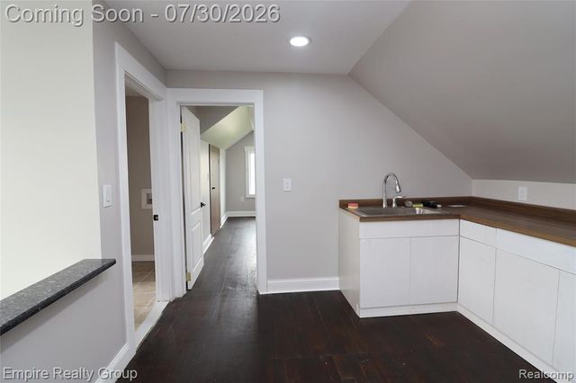 2418 Calvert Street, Detroit, MI 48206