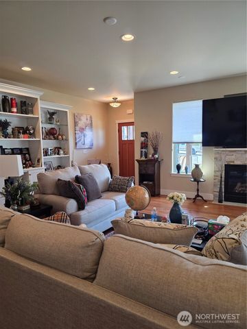 3336 Stonecrop Way, Bellingham, WA 98226