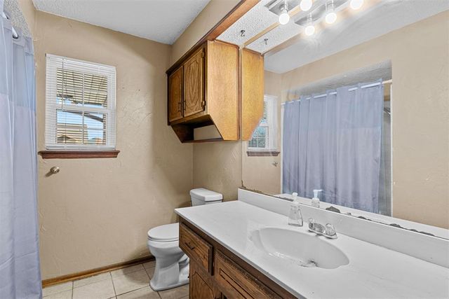 13100 Turtlecreek Court, Oklahoma City, OK 73170