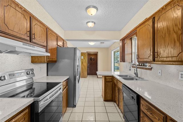 13100 Turtlecreek Court, Oklahoma City, OK 73170