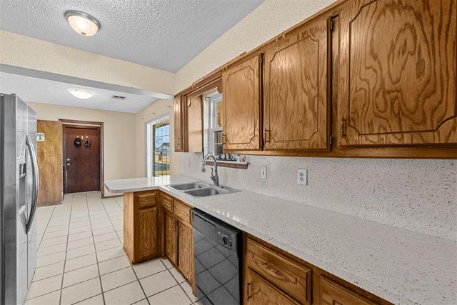 13100 Turtlecreek Court, Oklahoma City, OK 73170