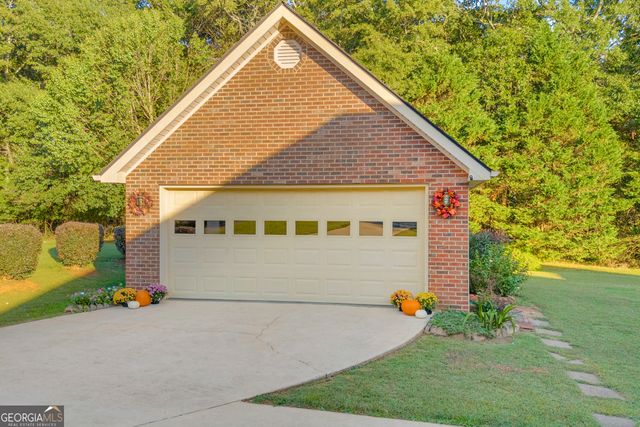 60 N Tanglewood, Royston, GA 30662