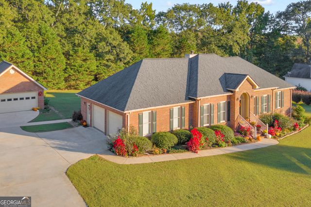 60 N Tanglewood, Royston, GA 30662