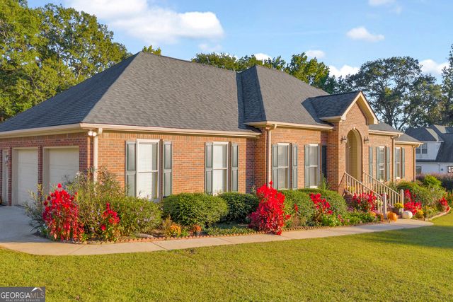 60 N Tanglewood, Royston, GA 30662