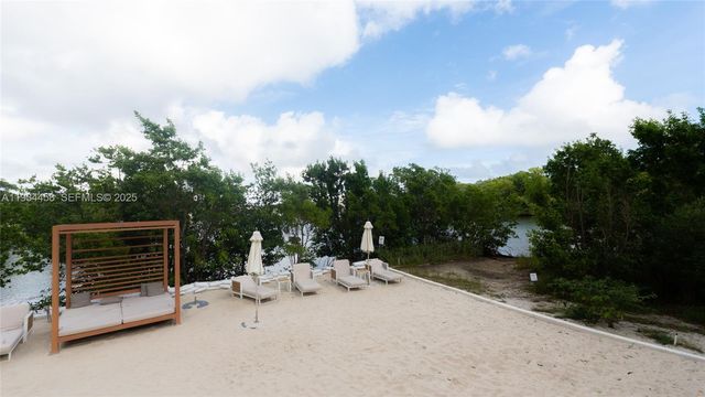 16385 Biscayne Blvd 3117, North Miami Beach, FL 33160