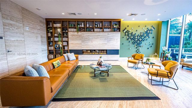 16385 Biscayne Blvd 3117, North Miami Beach, FL 33160