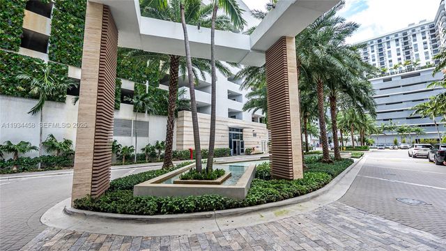 16385 Biscayne Blvd 3117, North Miami Beach, FL 33160