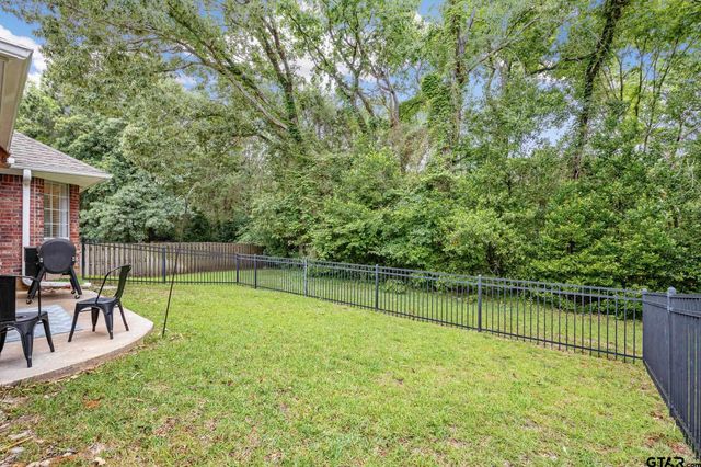 4103 Stonebrook Ln, Tyler, TX 75707