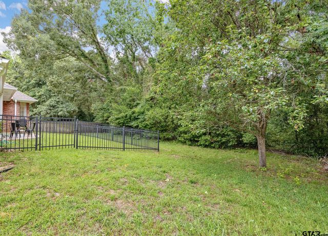 4103 Stonebrook Ln, Tyler, TX 75707