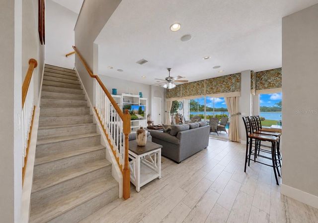 827 SEMINOLE SKY DRIVE, Ruskin, FL 33570