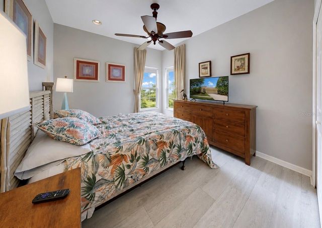 827 SEMINOLE SKY DRIVE, Ruskin, FL 33570