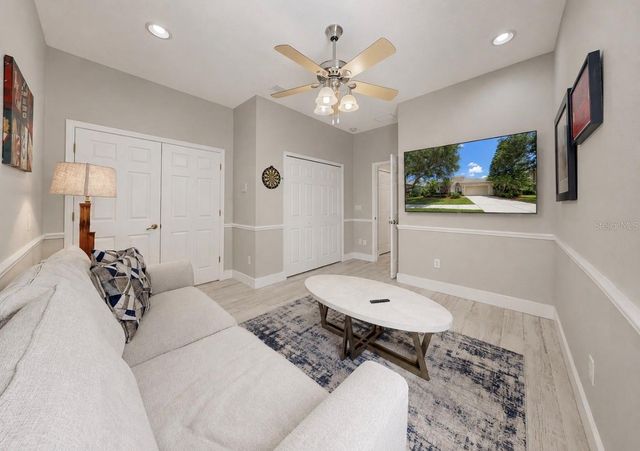 827 SEMINOLE SKY DRIVE, Ruskin, FL 33570