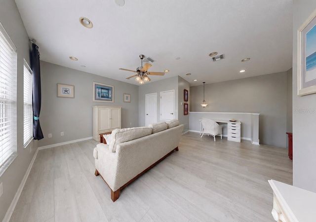 827 SEMINOLE SKY DRIVE, Ruskin, FL 33570
