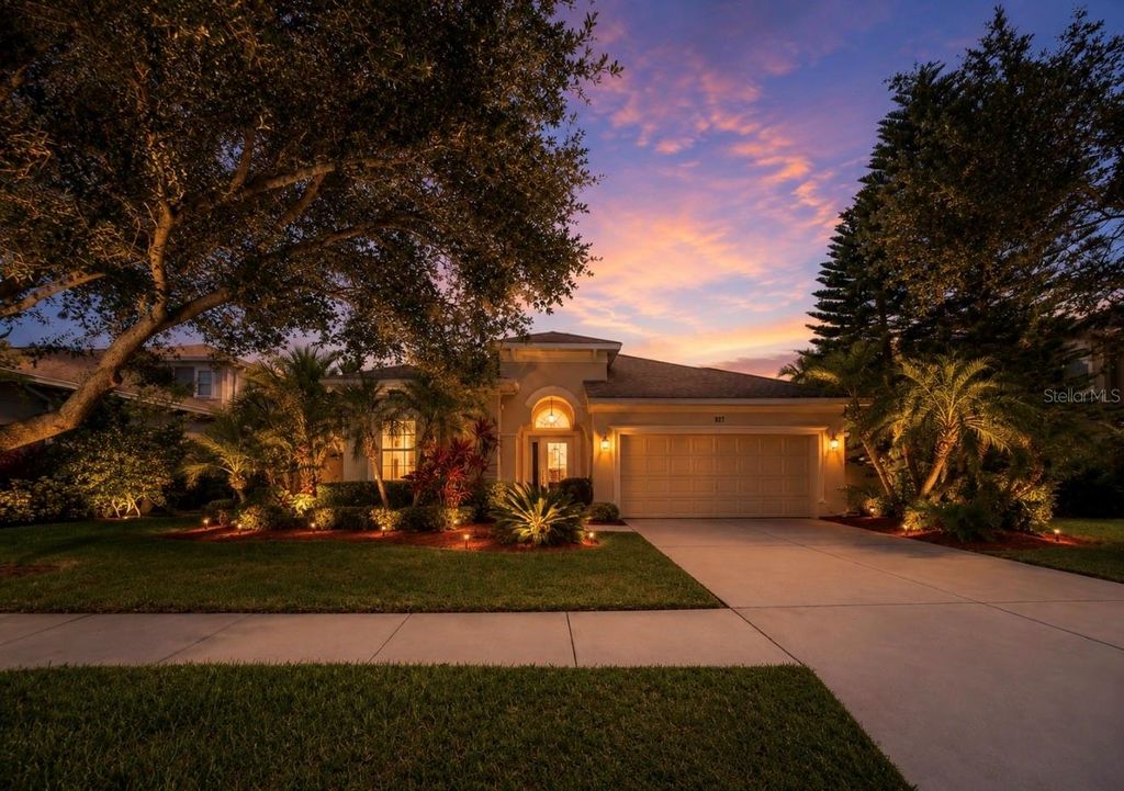827 SEMINOLE SKY DRIVE, Ruskin, FL 33570