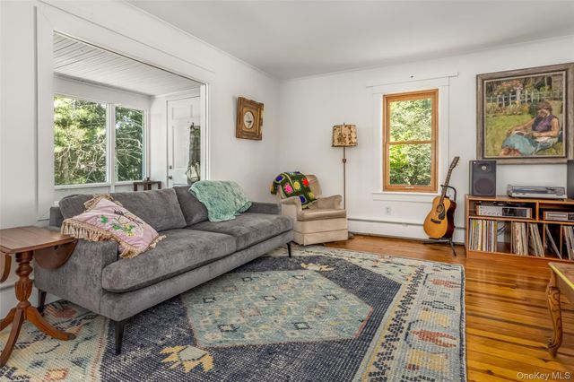 366 Vista Maria, Cragsmoor, NY 12420