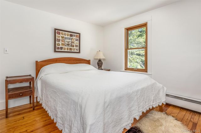 366 Vista Maria, Cragsmoor, NY 12420