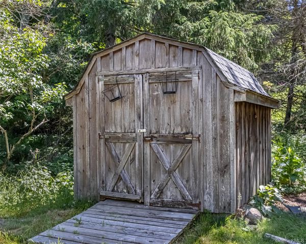 366 Vista Maria, Cragsmoor, NY 12420