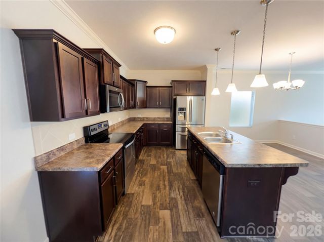 8004 Camden Crossing, Lowell, NC 28098