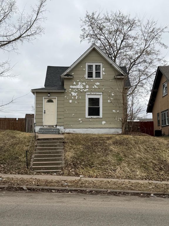 3743 Bryant Avenue N, Minneapolis, MN 55412