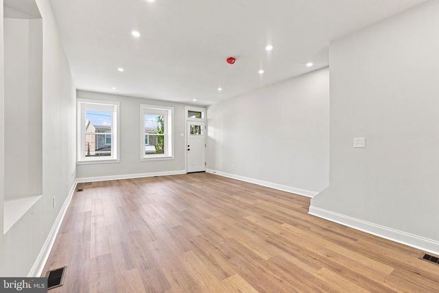 4107 MANAYUNK AVE, Philadelphia, PA 19128