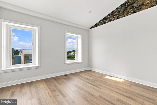 4107 MANAYUNK AVE, Philadelphia, PA 19128