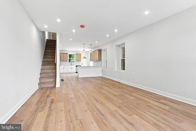 4107 MANAYUNK AVE, Philadelphia, PA 19128