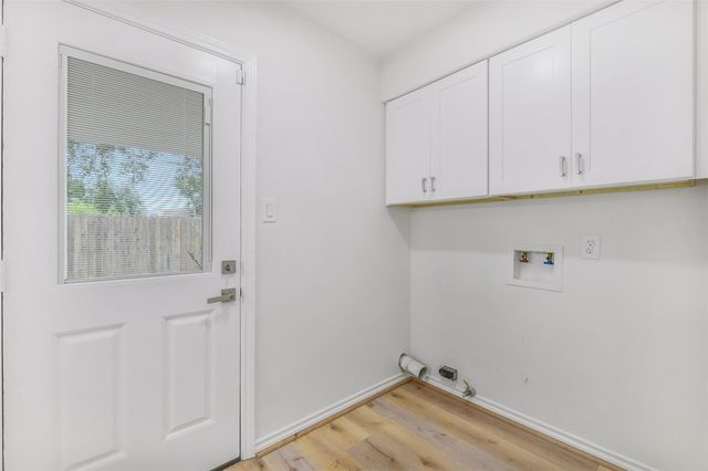 11606 Gatesden Drive, Tomball, TX 77377