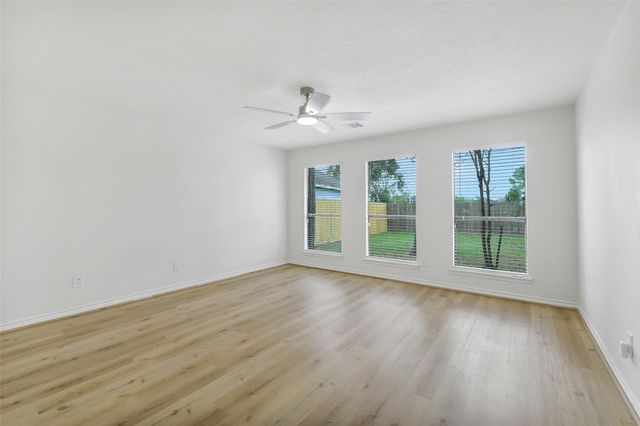 11606 Gatesden Drive, Tomball, TX 77377