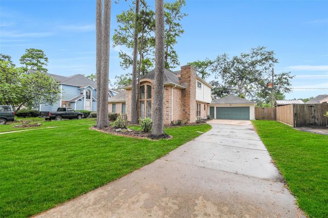 11606 Gatesden Drive, Tomball, TX 77377