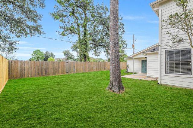 11606 Gatesden Drive, Tomball, TX 77377