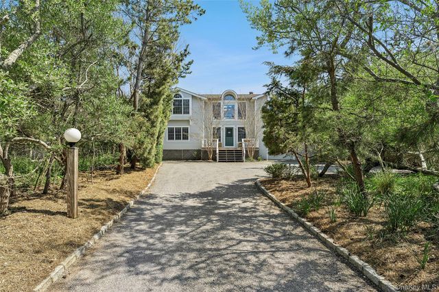 405 Dune Road, Westhampton Beach, NY 11978