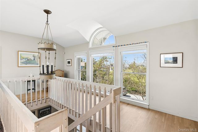 405 Dune Road, Westhampton Beach, NY 11978