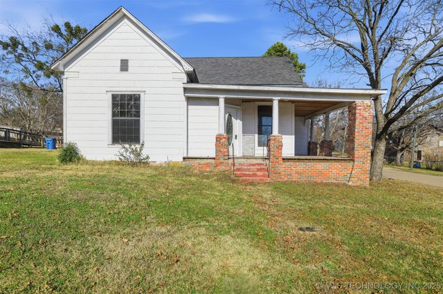 233 W 3rd, Atoka, OK 74525