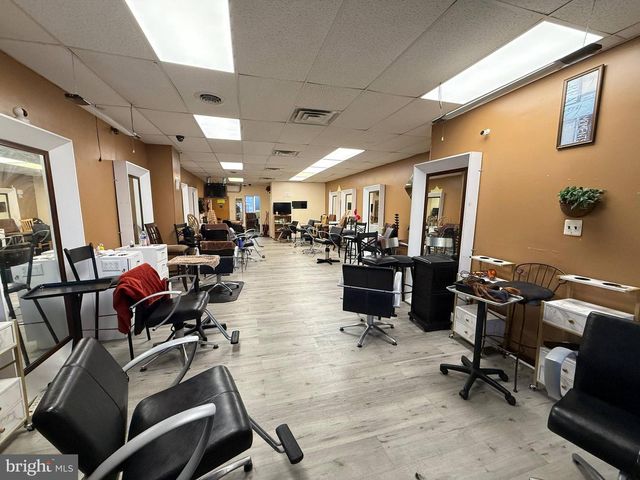 635 WHITE HORSE PIKE, Haddon Township, NJ 08107