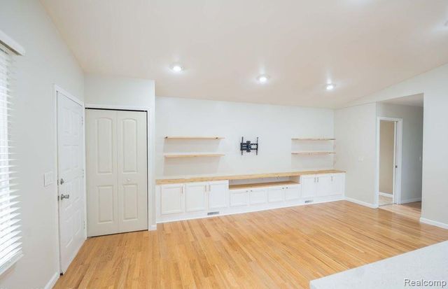 3452 Cone Avenue, Rochester Hills, MI 48309
