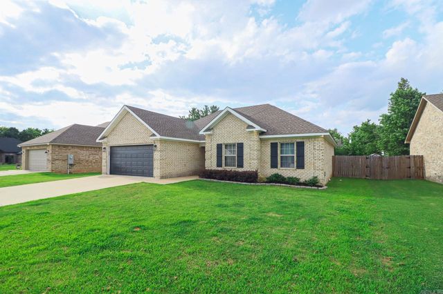 303 Stella Dr, Bono, AR 72416