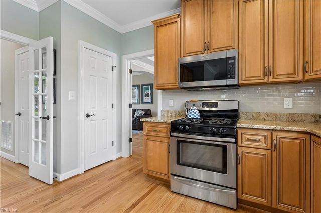 11 Wornom Farm RD, Poquoson, VA 23662