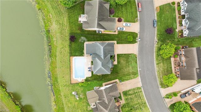 11 Wornom Farm RD, Poquoson, VA 23662