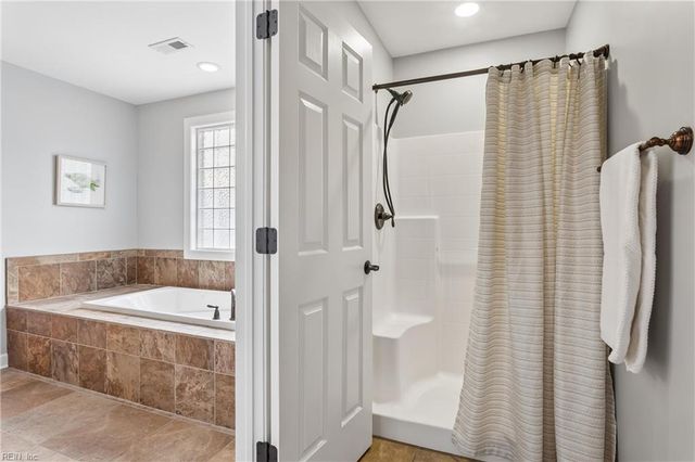 11 Wornom Farm RD, Poquoson, VA 23662