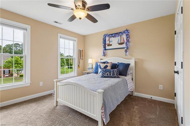 11 Wornom Farm RD, Poquoson, VA 23662
