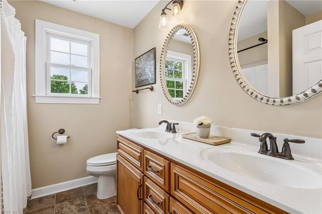 11 Wornom Farm RD, Poquoson, VA 23662