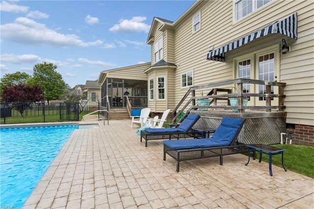 11 Wornom Farm RD, Poquoson, VA 23662