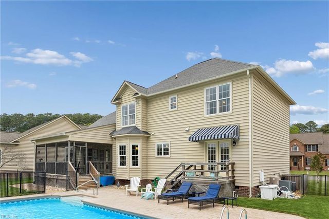 11 Wornom Farm RD, Poquoson, VA 23662
