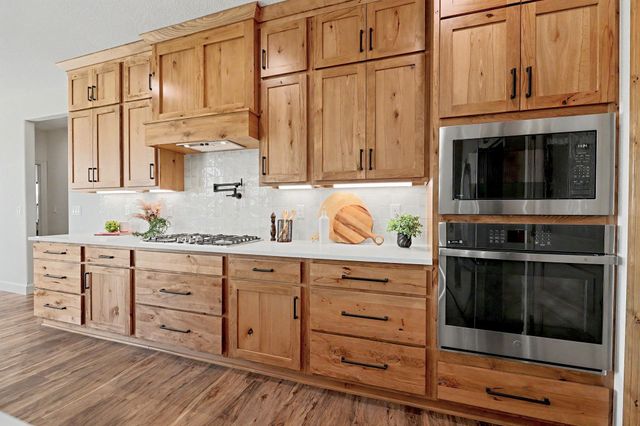 115 N Estes St, Garden Plain, KS 67050